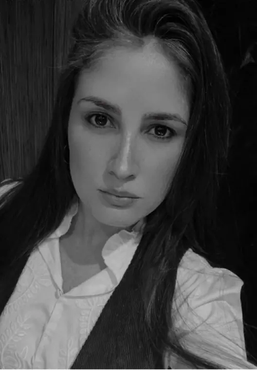 Cloe, a Thundr Mobile host from Argentina